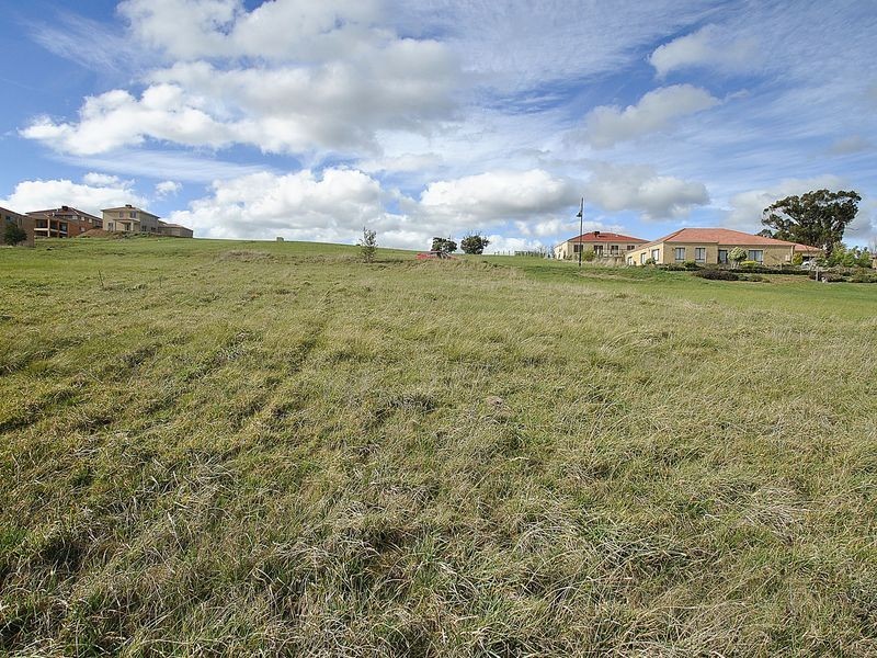 43 Craig Parry Drive, Hidden Valley VIC 3756