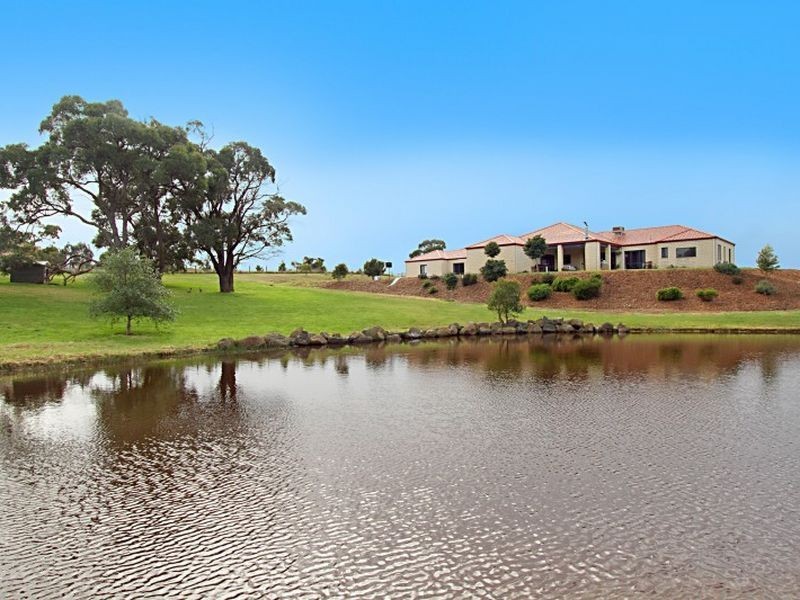 8 Siena Ridge, Hidden Valley VIC 3756