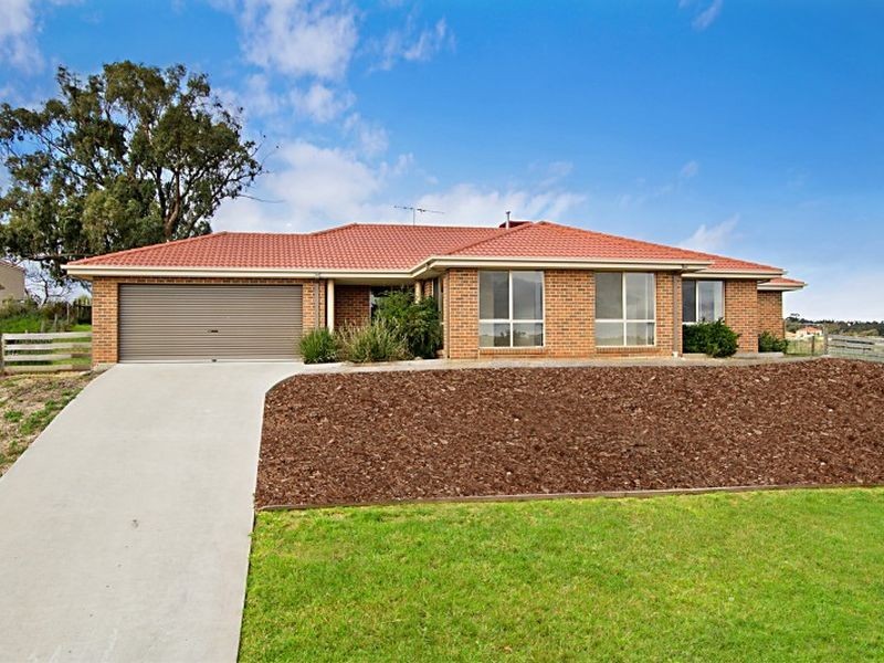 22 Craig Parry Drive, Hidden Valley VIC 3756