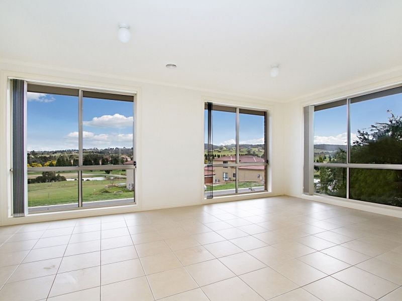 22 Craig Parry Drive, Hidden Valley VIC 3756
