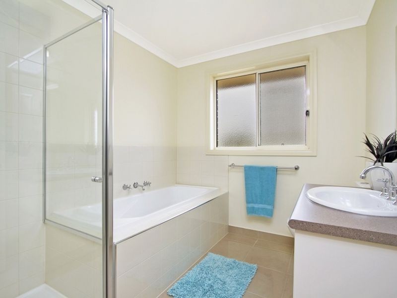 11 Siena Ridge, Hidden Valley VIC 3756