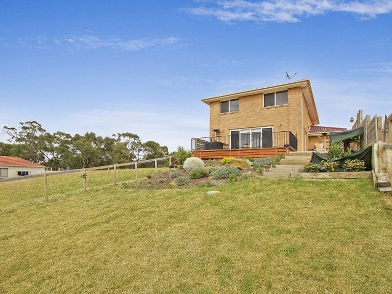11 Siena Ridge, Hidden Valley VIC 3756