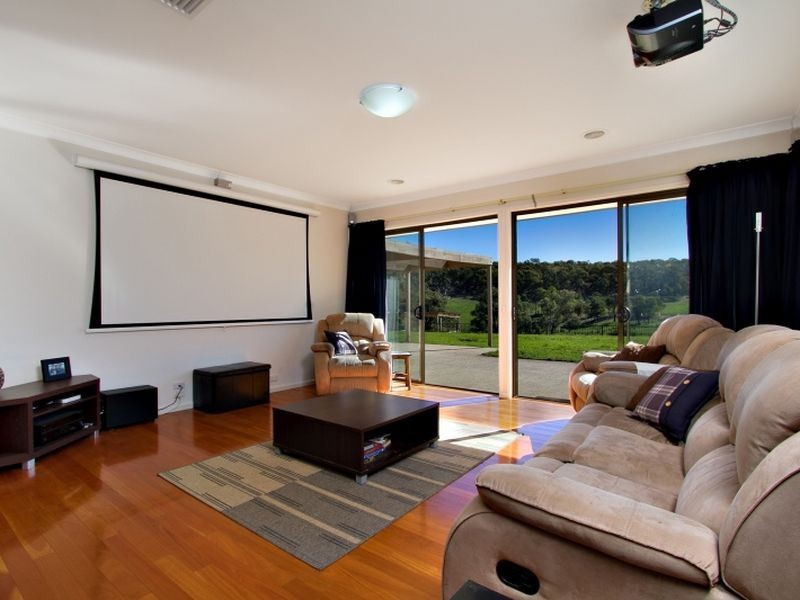 9 Fina Court, Hidden Valley VIC 3756