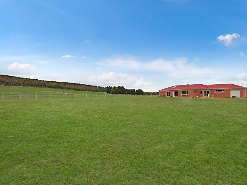 16 Cavallo Crescent, Hidden Valley VIC 3756