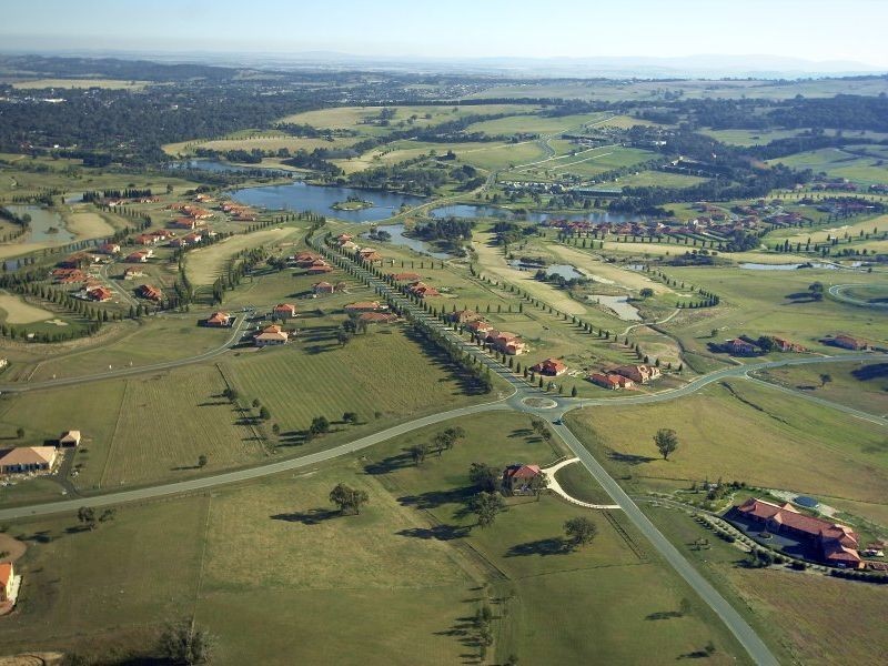 16 Cavallo Crescent, Hidden Valley VIC 3756