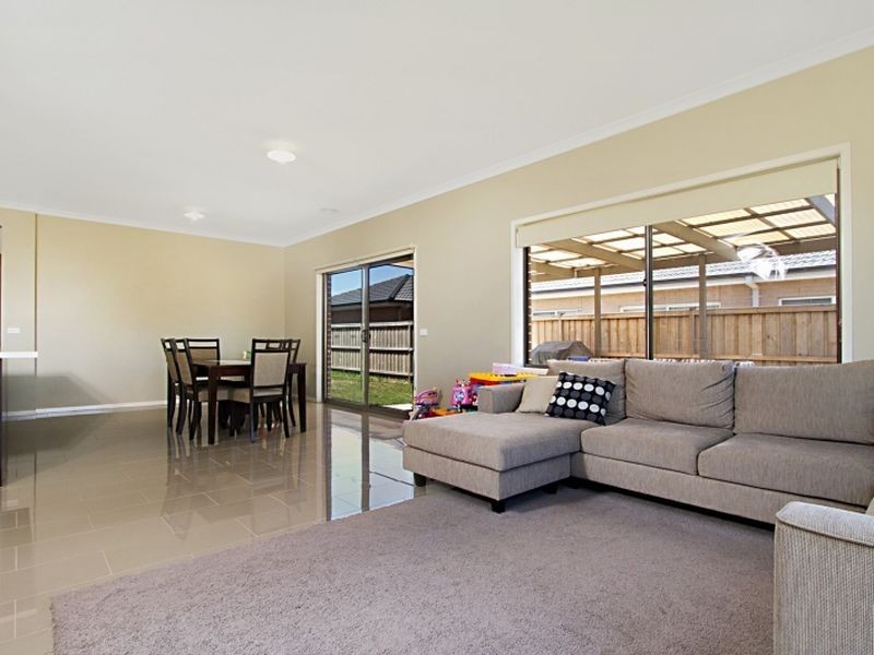 76 Wallara Waters Boulevard, Wallan VIC 3756