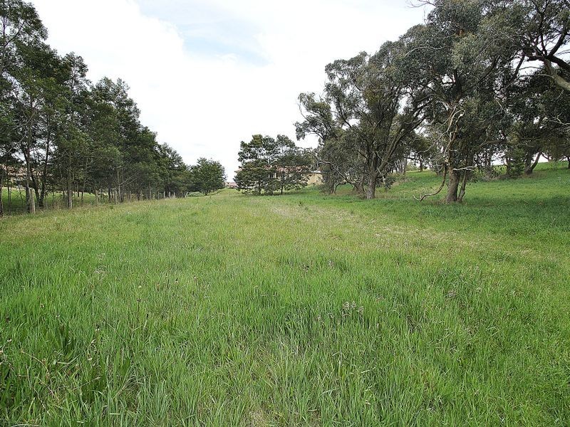 62 Valley Drive, Hidden Valley VIC 3756