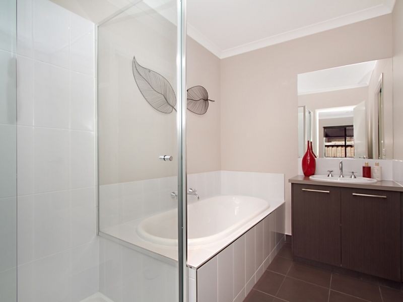 67 Wallara Waters Boulevard, Wallan VIC 3756