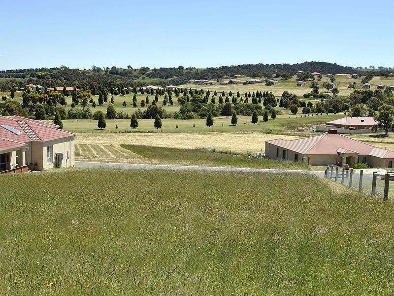 38 Craig Parry Drive, Hidden Valley VIC 3756