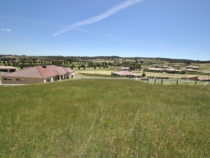 38 Craig Parry Drive, Hidden Valley VIC 3756