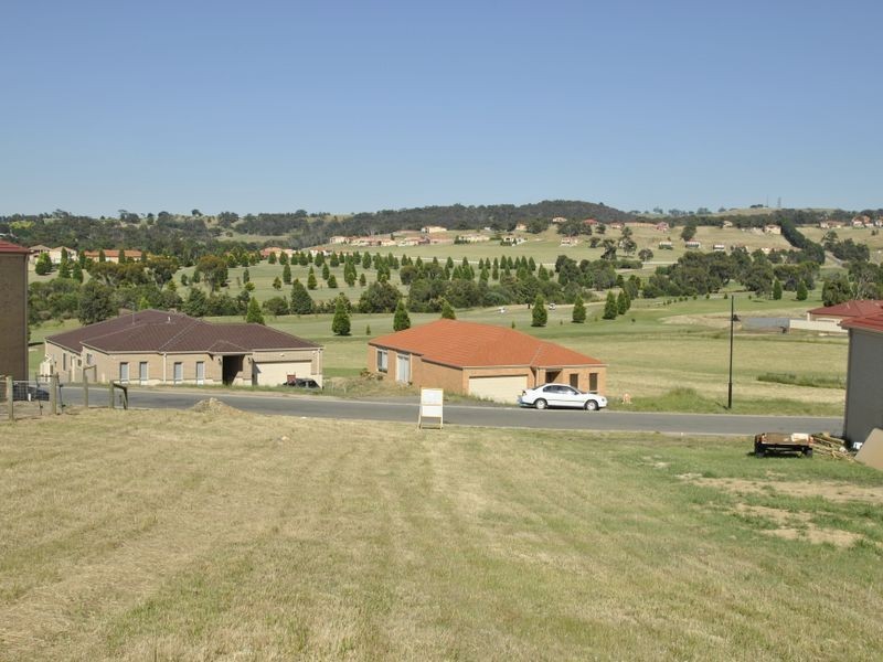 34 Craig Parry Drive, Hidden Valley VIC 3756