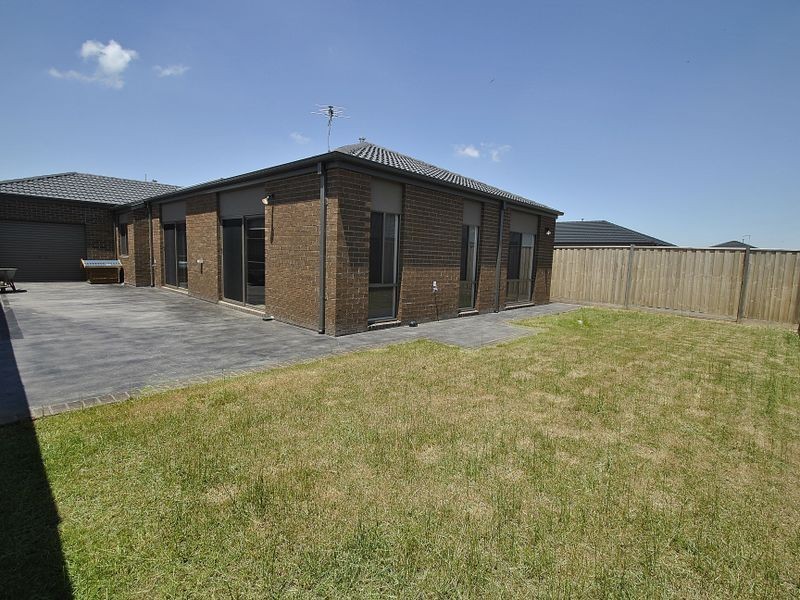 18 Greenvale Avenue, Wallan VIC 3756