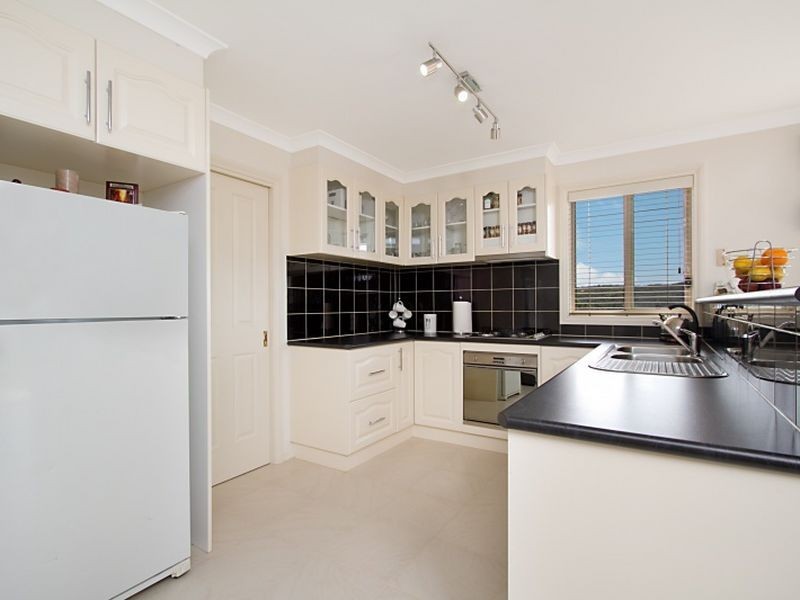 25 Siena Way, Hidden Valley VIC 3756