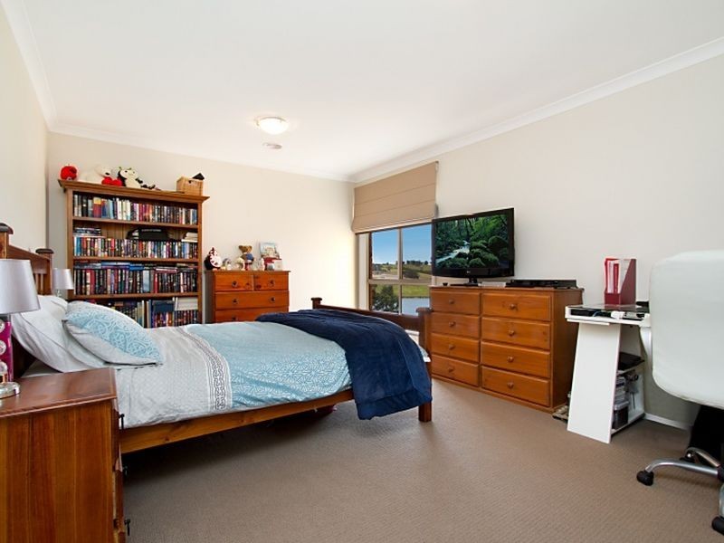 25 Siena Way, Hidden Valley VIC 3756