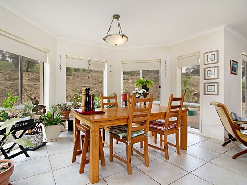 1120 Valley Drive, Hidden Valley VIC 3756