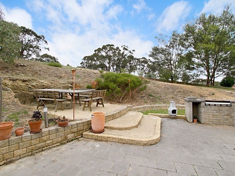 1120 Valley Drive, Hidden Valley VIC 3756