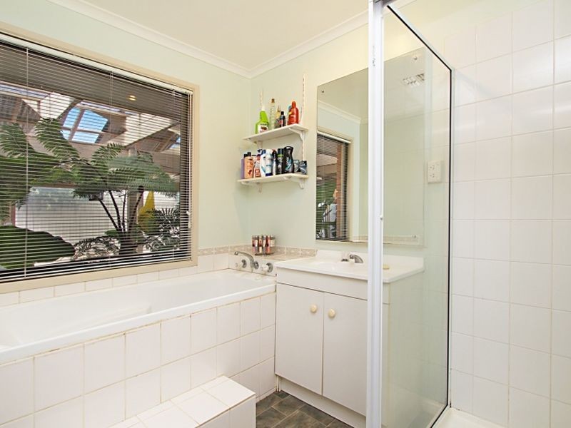 4 Centenary Drive, Kilmore VIC 3764