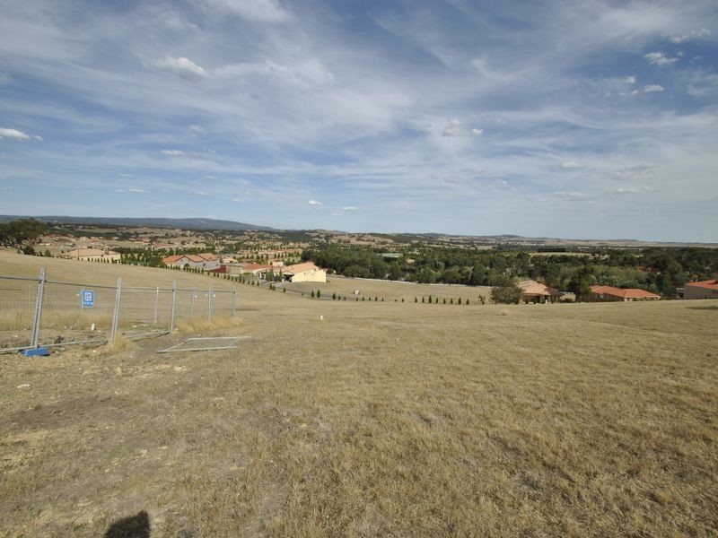 69 Siena Ridge, Hidden Valley VIC 3756