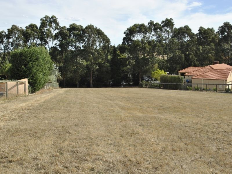 157 Valley Drive, Hidden Valley VIC 3756