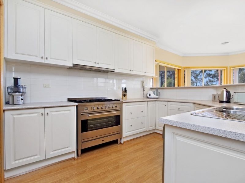 107 Dolomite Rise, Hidden Valley VIC 3756