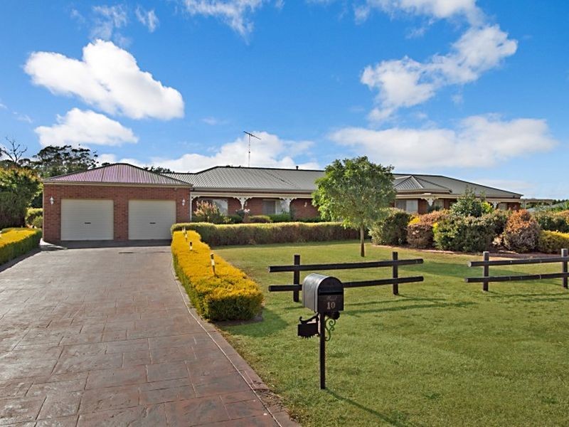 10 Morris Court, Kilmore VIC 3764