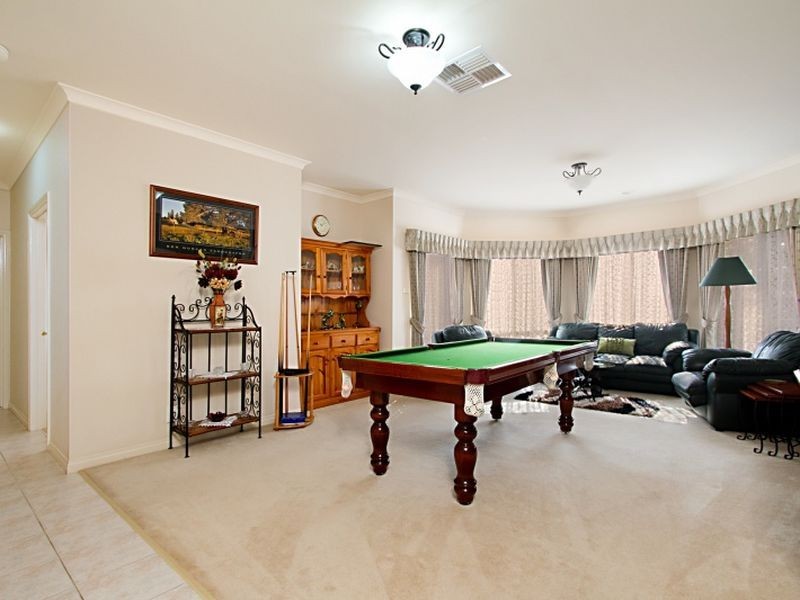 10 Morris Court, Kilmore VIC 3764
