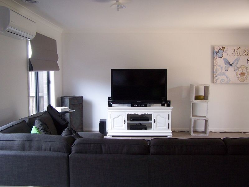 2/27 Stanley Street, Wallan VIC 3756