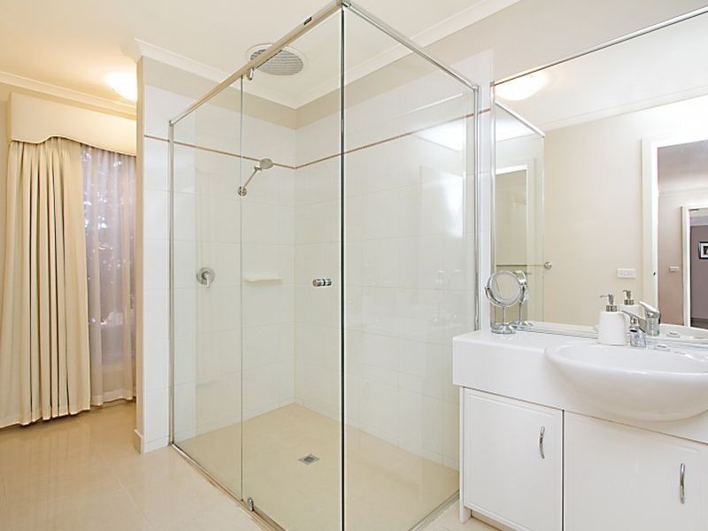 9 Craig Parry Drive, Hidden Valley VIC 3756