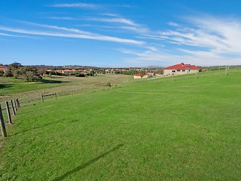 9 Craig Parry Drive, Hidden Valley VIC 3756