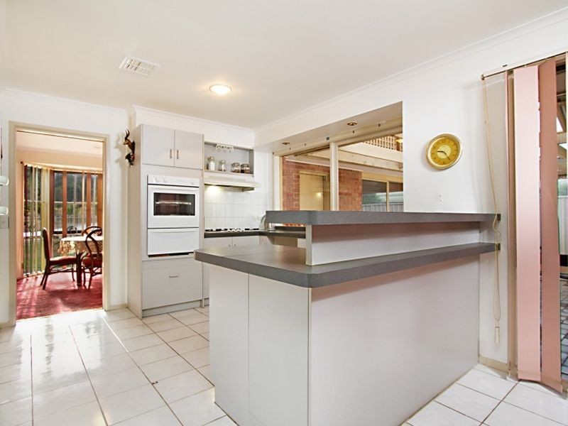 4 Centenary Drive, Kilmore VIC 3764