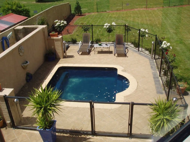 32 Lakeside Drive, Hidden Valley VIC 3756