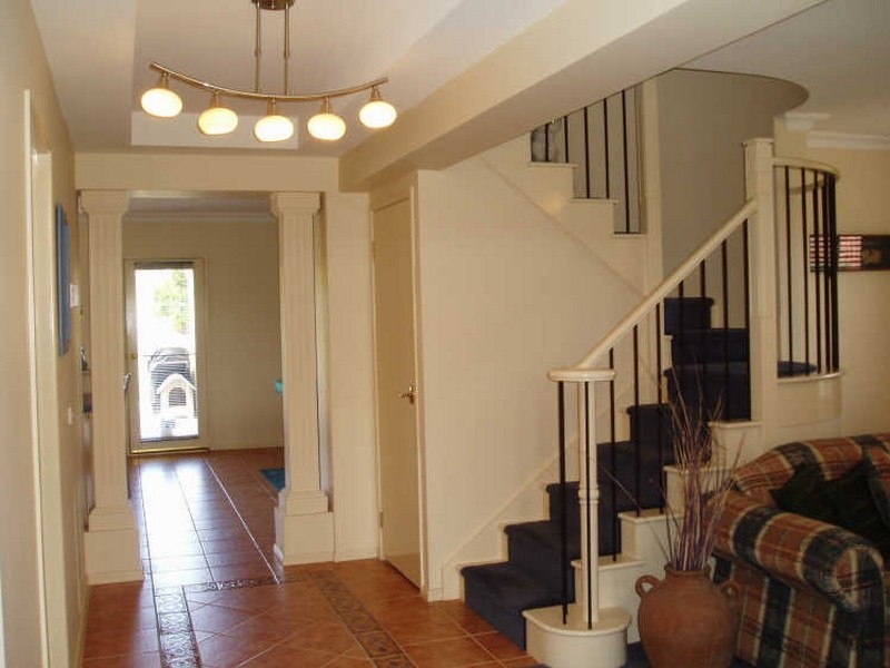 32 Lakeside Drive, Hidden Valley VIC 3756