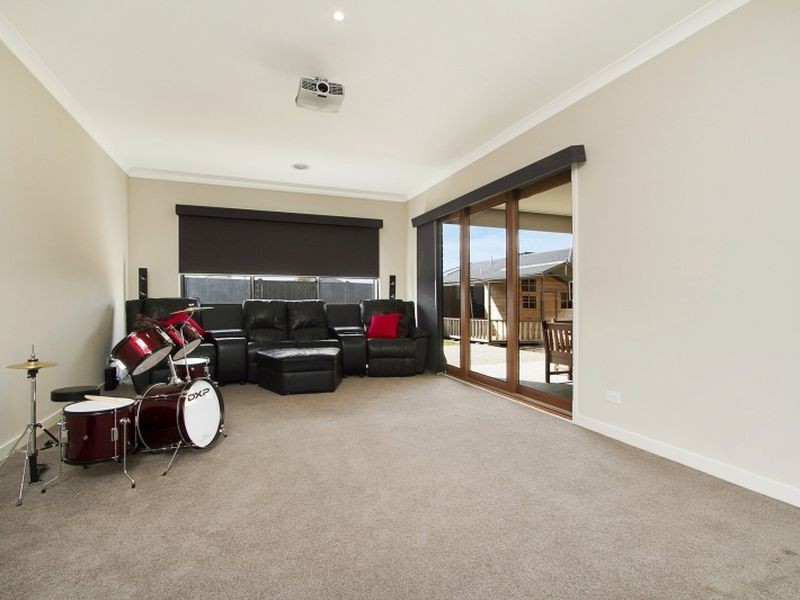 57 Mandalay Circuit, Beveridge VIC 3753