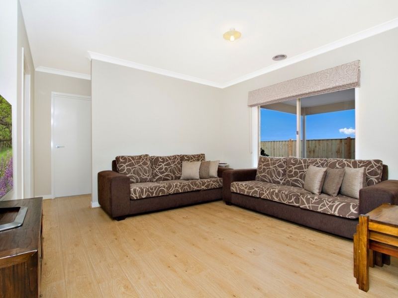 37 Palladium Circle, Beveridge VIC 3753