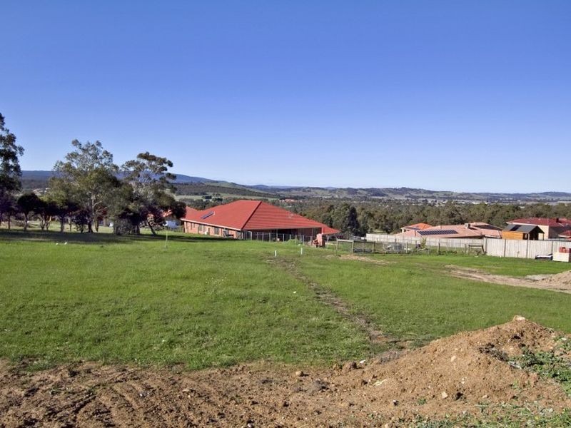 4 Ritaco Way, Hidden Valley VIC 3756