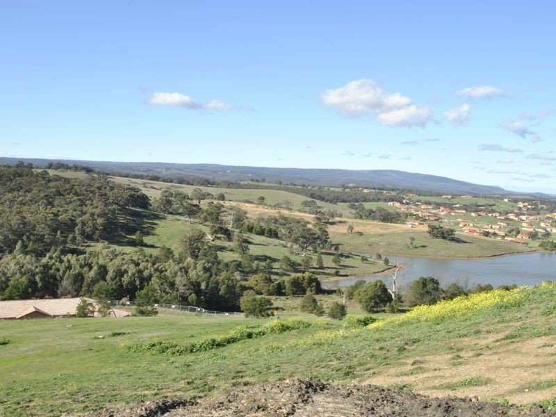 3 Grenfell Close, Hidden Valley VIC 3756