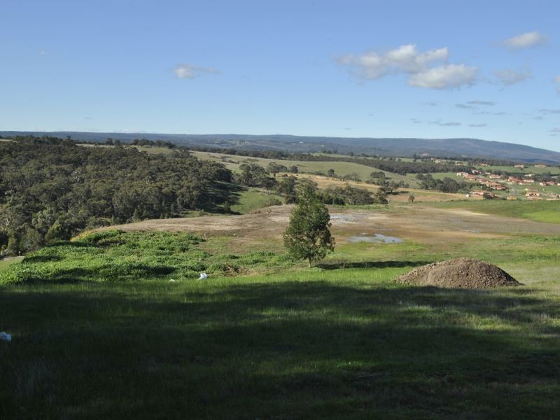 3 Grenfell Close, Hidden Valley VIC 3756