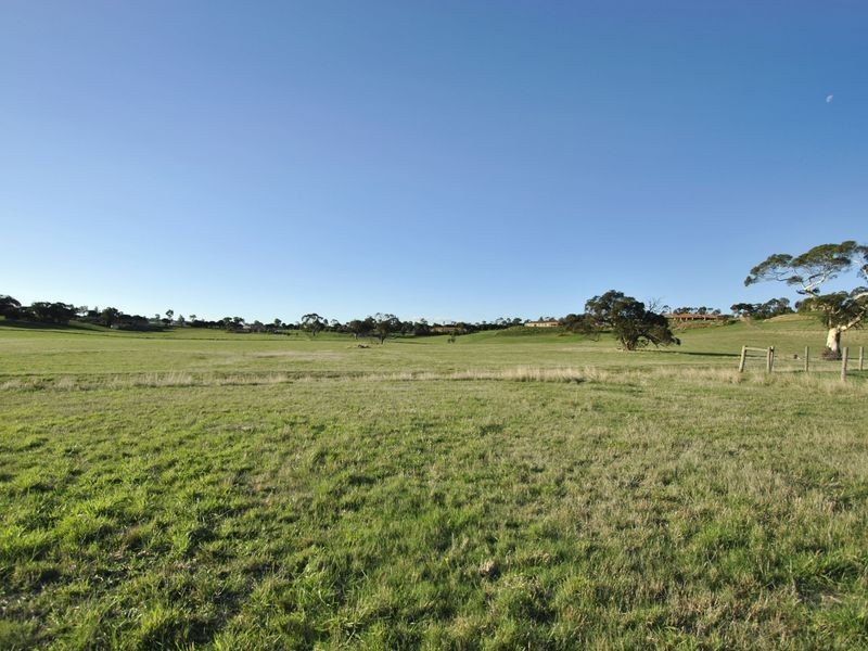 17 Cavallo Crescent, Hidden Valley VIC 3756