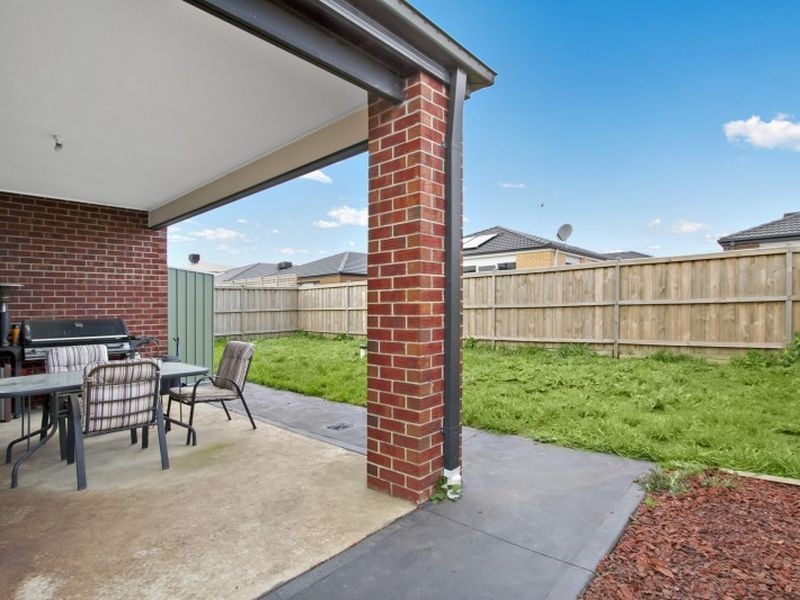 40 Buckland Hill Drive, Wallan VIC 3756