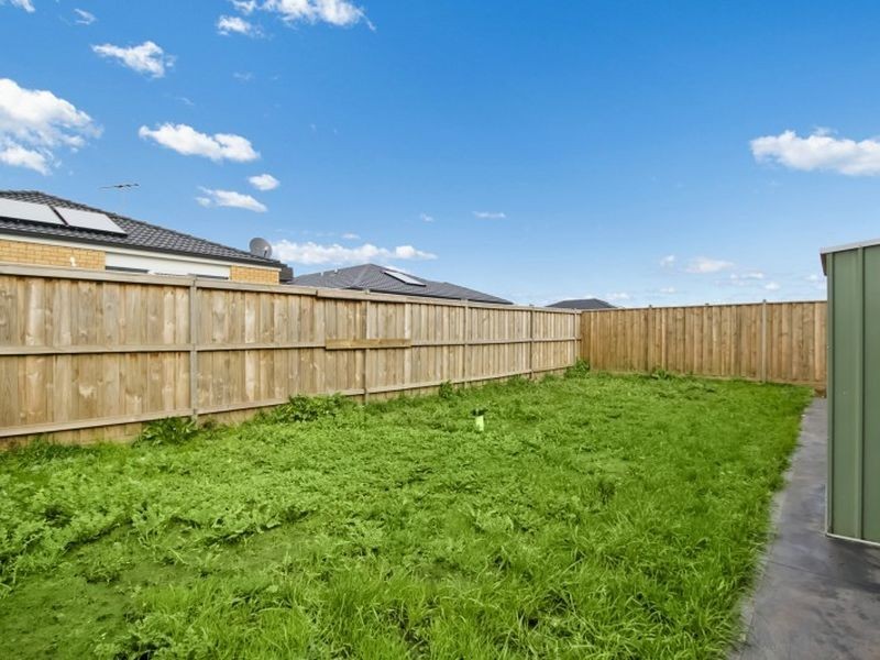 40 Buckland Hill Drive, Wallan VIC 3756