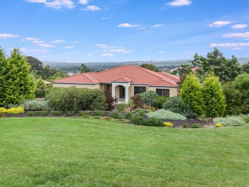 89 Valley Drive, Hidden Valley VIC 3756