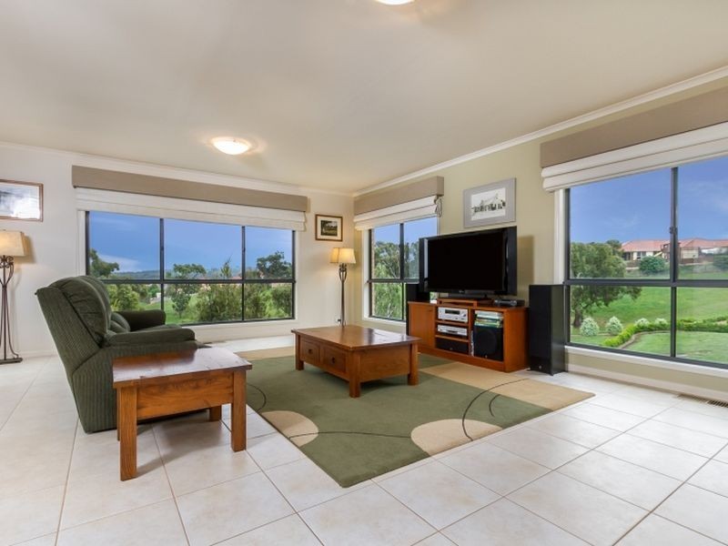 89 Valley Drive, Hidden Valley VIC 3756