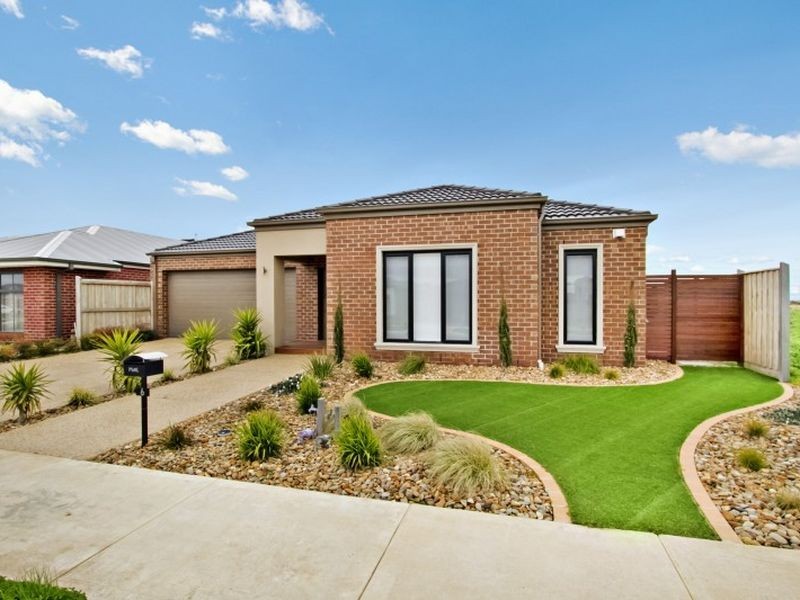 6 Buckland Hill Drive, Wallan VIC 3756