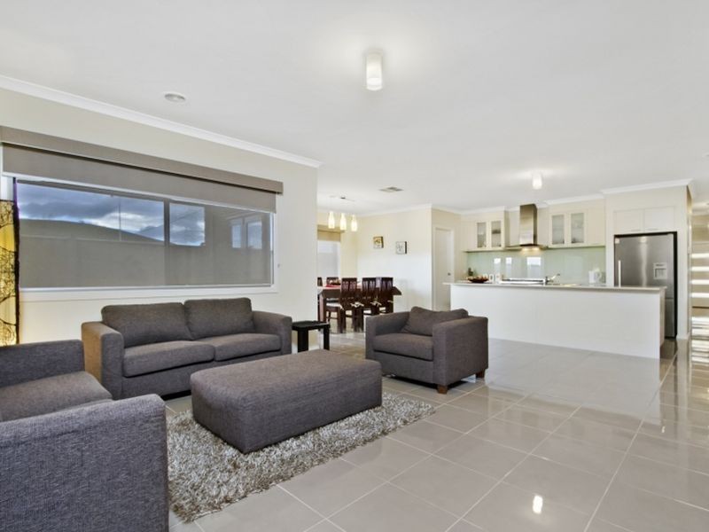 6 Buckland Hill Drive, Wallan VIC 3756