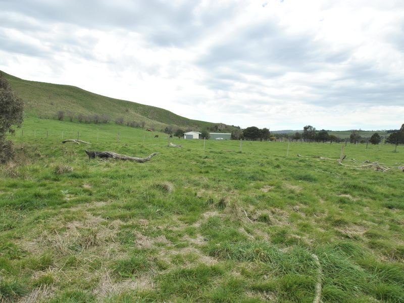 39 Darraweit Valley Road, Darraweit Guim VIC 3756