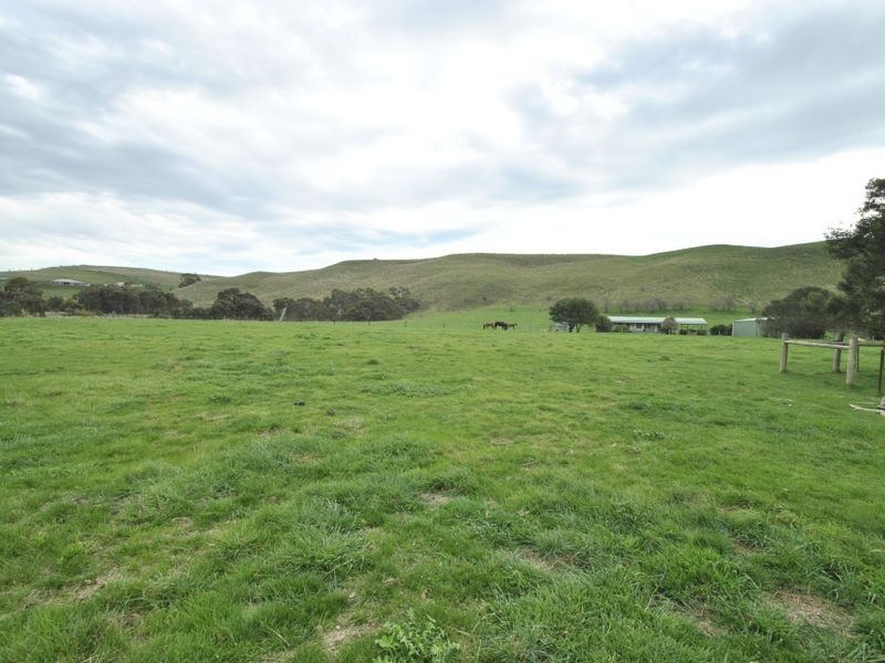 39 Darraweit Valley Road, Darraweit Guim VIC 3756