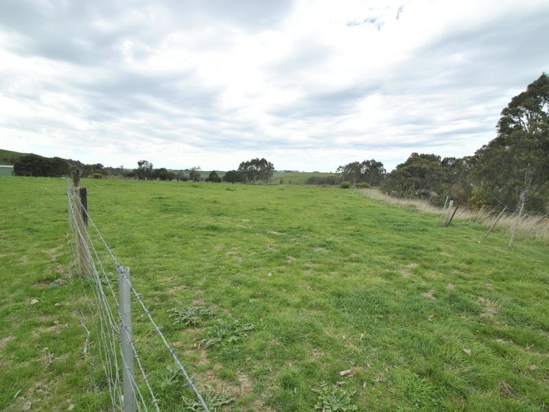 39 Darraweit Valley Road, Darraweit Guim VIC 3756