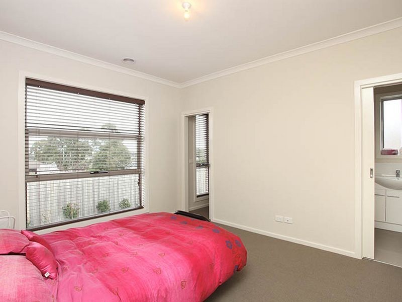 6/141 Windham Street, Wallan VIC 3756