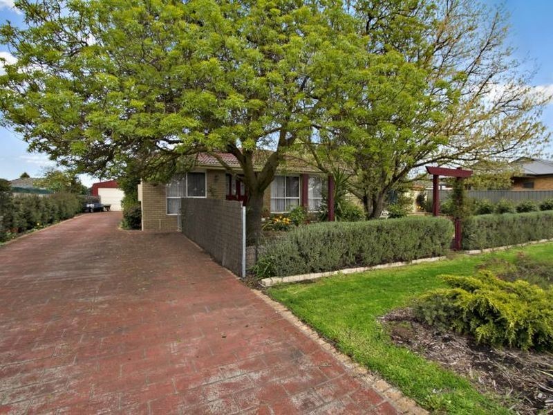 19 Lumsden Street, Kilmore VIC 3764