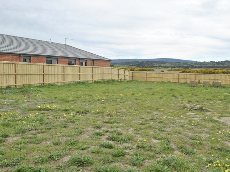 143 Wallara Waters Boulevard, Wallan VIC 3756